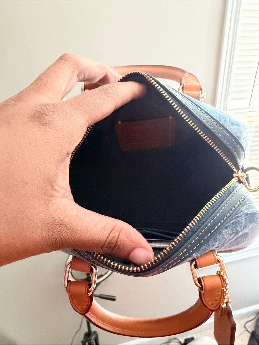 Never worn‼️Coach mini denim Rowan - Picture 5 of 7